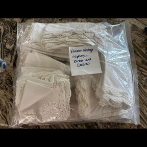White Vintage Napkins with Lace Trim